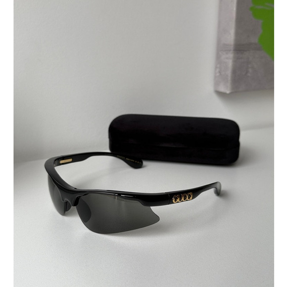 NEW Gucci GG1774S Black Gold Logo Wrap Sunglasses - Picture 1 of 8